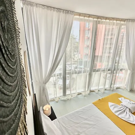 Menada Rainbow Apartment *