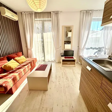 Apartment Menada Rainbow *