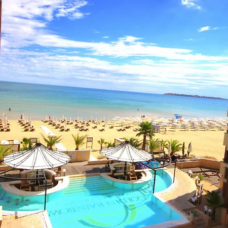 Menada Rainbow شقة