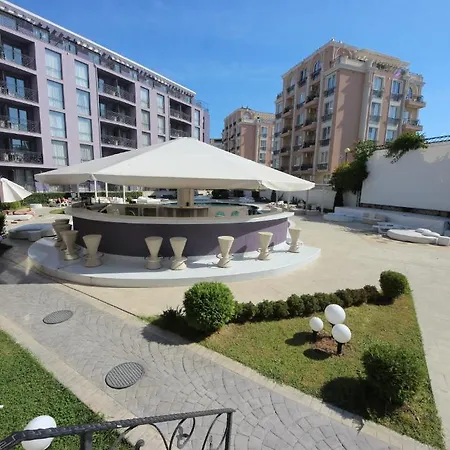 Menada Rainbow Apartment *