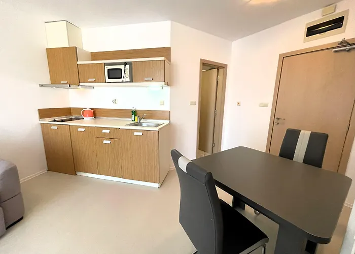 Menada Rainbow Lejlighed